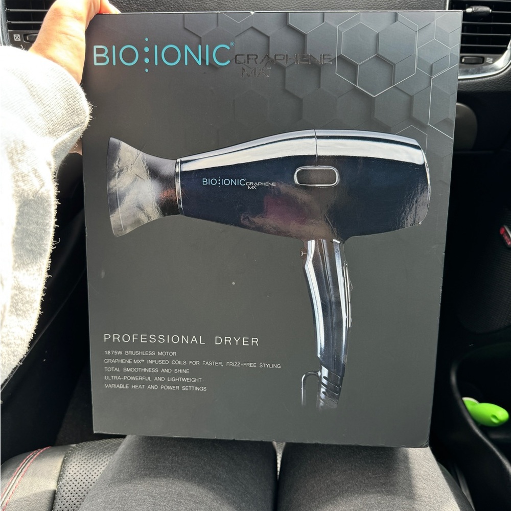 bioionic hair dryer brand new